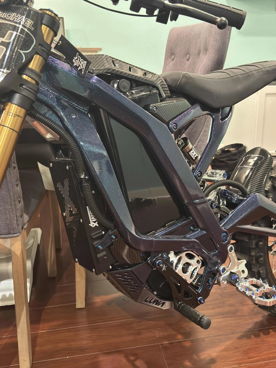 E-Bike "invisible" Vantablack Battery Wrap — view 4