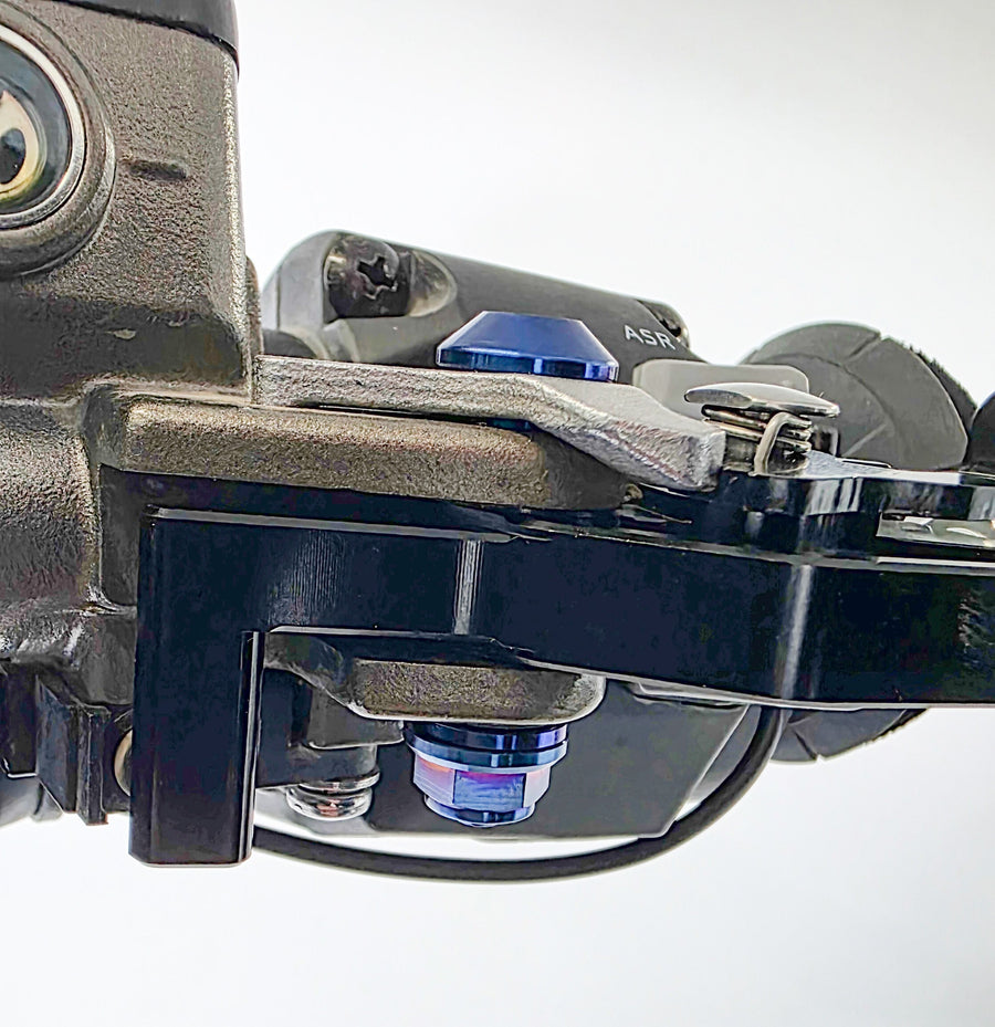 Shorty Style Ultra Bee Lever Pivot Bolts – Titanium Upgrade — view 2